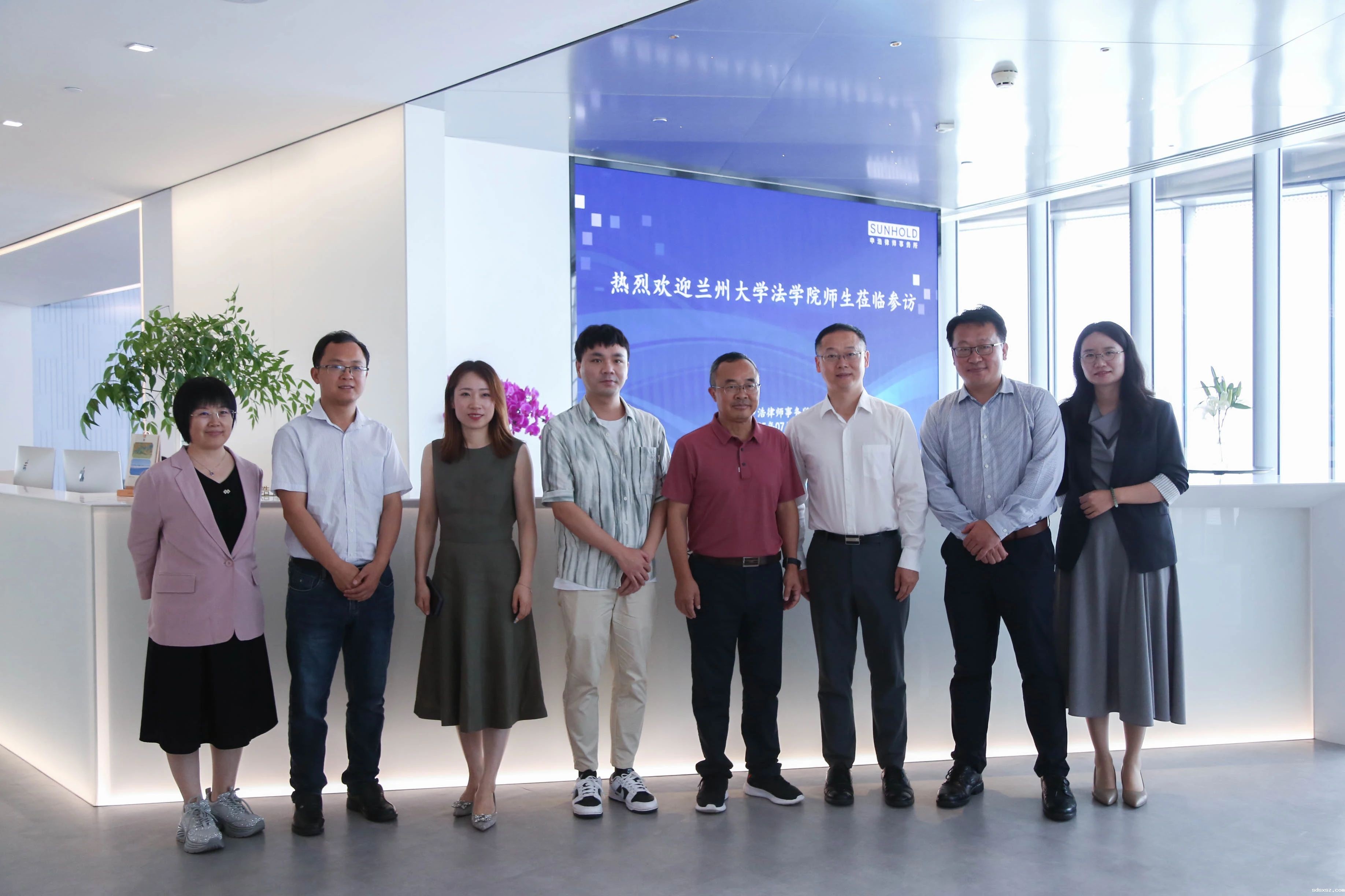 1752718079948807.jpg 28d6f46422f5ab9ae57abd7654702c90.jpg