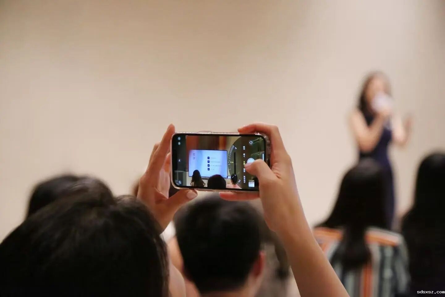 1756781329187904.jpg 71b76fa682bd7fc37dcc8466140a66fa.jpg