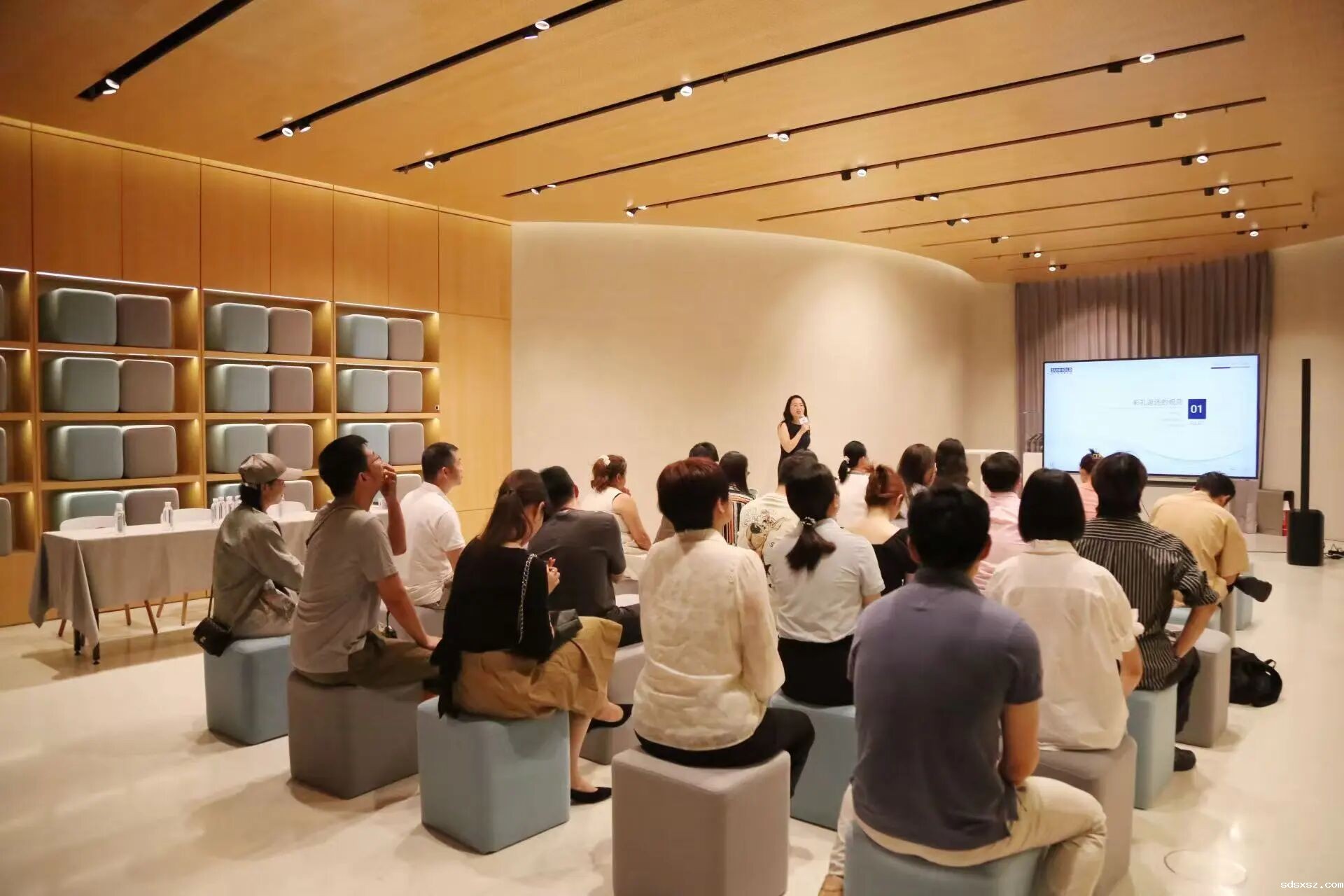 1756781385864990.jpg e7baaa6ffcf5901bdcb8c1641bb05812.jpg